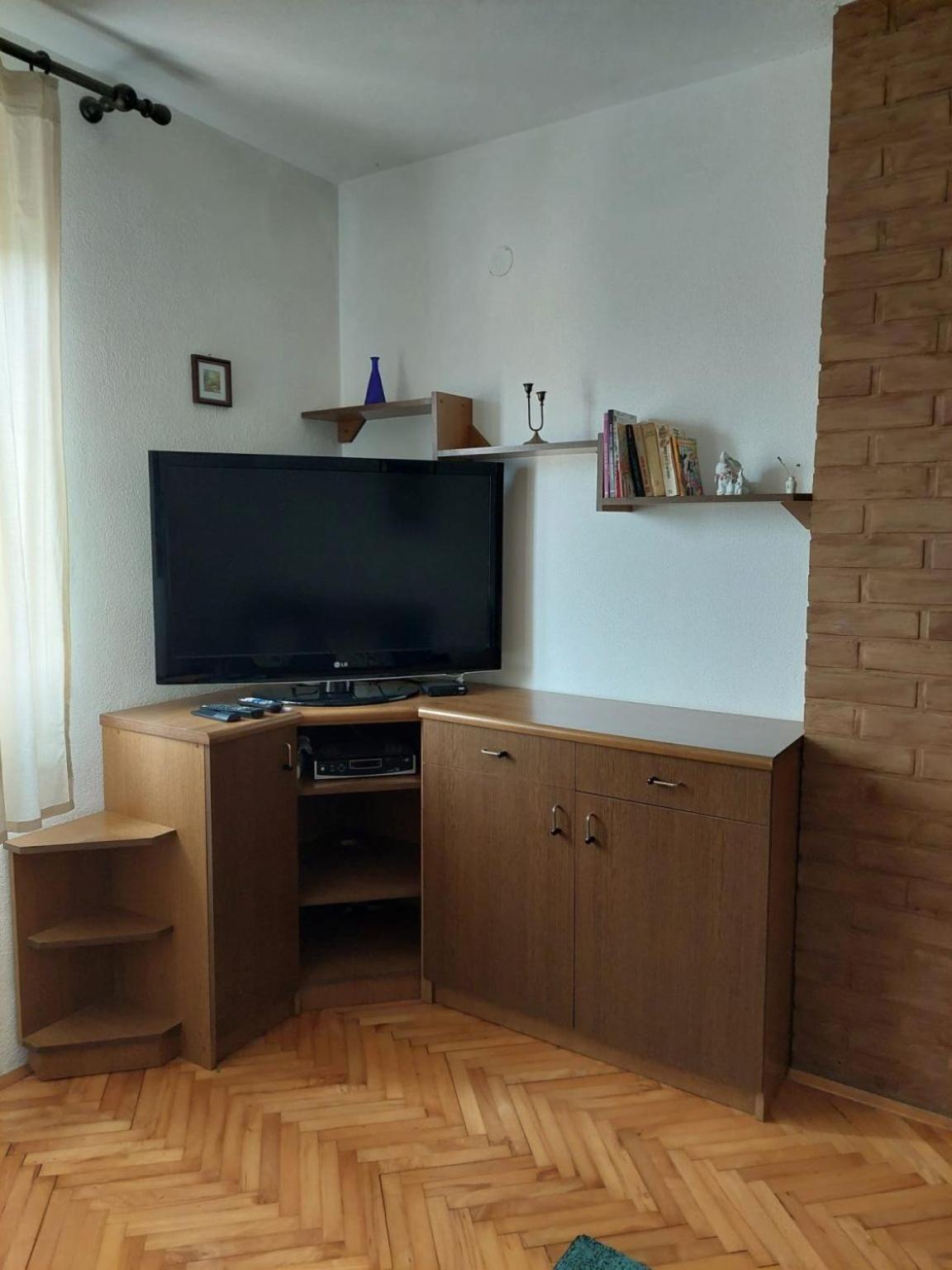 Apartments Pavao Постира Экстерьер фото